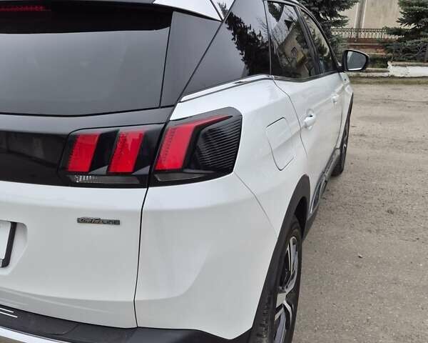 Белый Пежо 3008, объемом двигателя 2 л и пробегом 204 тыс. км за 23600 $, фото 8 на Automoto.ua