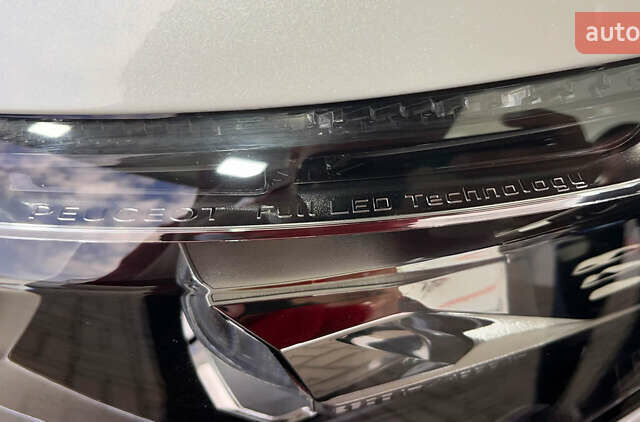 Белый Пежо 3008, объемом двигателя 1.5 л и пробегом 144 тыс. км за 20950 $, фото 39 на Automoto.ua