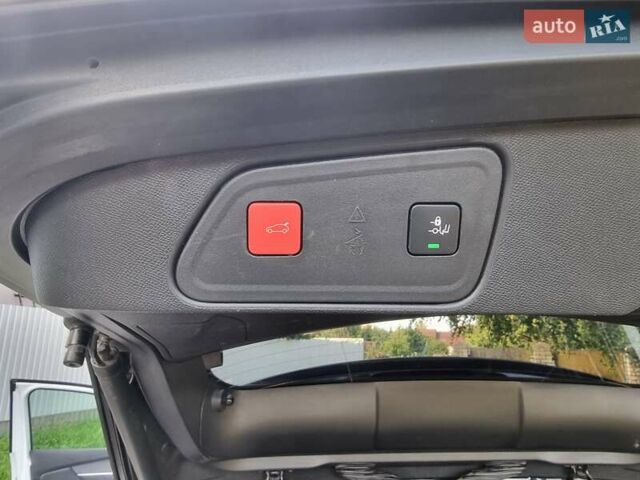 Белый Пежо 3008, объемом двигателя 2 л и пробегом 200 тыс. км за 20500 $, фото 26 на Automoto.ua