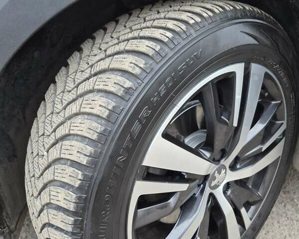 Белый Пежо 3008, объемом двигателя 2 л и пробегом 204 тыс. км за 23600 $, фото 37 на Automoto.ua