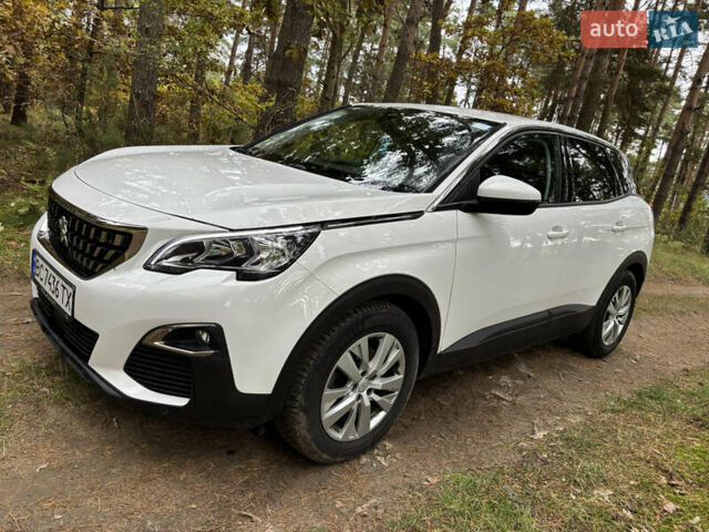 Белый Пежо 3008, объемом двигателя 1.5 л и пробегом 139 тыс. км за 19300 $, фото 1 на Automoto.ua