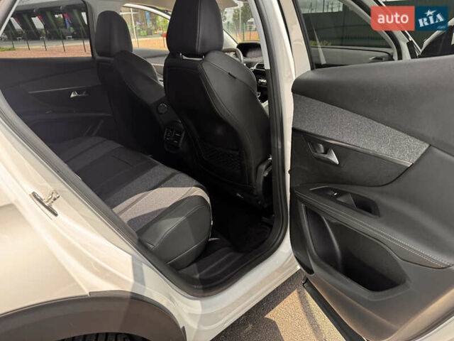 Белый Пежо 3008, объемом двигателя 1.6 л и пробегом 135 тыс. км за 21000 $, фото 33 на Automoto.ua