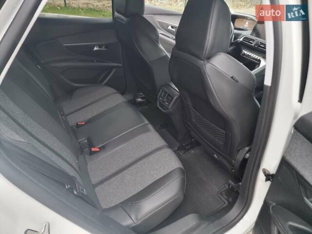 Белый Пежо 3008, объемом двигателя 2 л и пробегом 210 тыс. км за 20500 $, фото 26 на Automoto.ua