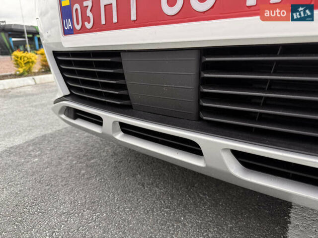 Белый Пежо 3008, объемом двигателя 1.6 л и пробегом 135 тыс. км за 21000 $, фото 22 на Automoto.ua