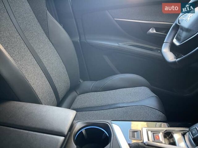 Белый Пежо 3008, объемом двигателя 1.5 л и пробегом 178 тыс. км за 21300 $, фото 63 на Automoto.ua