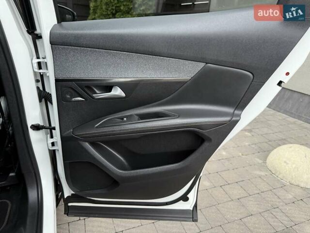 Белый Пежо 3008, объемом двигателя 1.5 л и пробегом 186 тыс. км за 21300 $, фото 94 на Automoto.ua