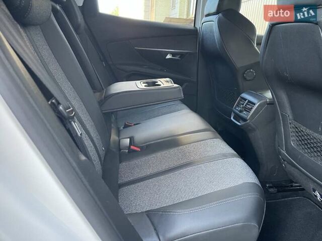 Белый Пежо 3008, объемом двигателя 1.5 л и пробегом 178 тыс. км за 21300 $, фото 54 на Automoto.ua