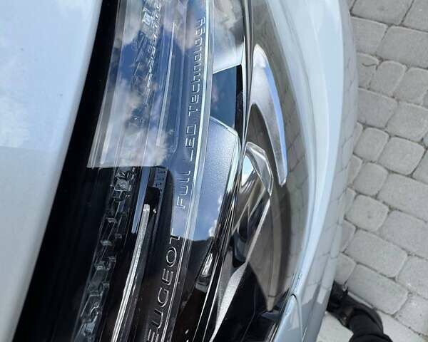 Білий Пежо 3008, об'ємом двигуна 1.6 л та пробігом 56 тис. км за 24500 $, фото 23 на Automoto.ua