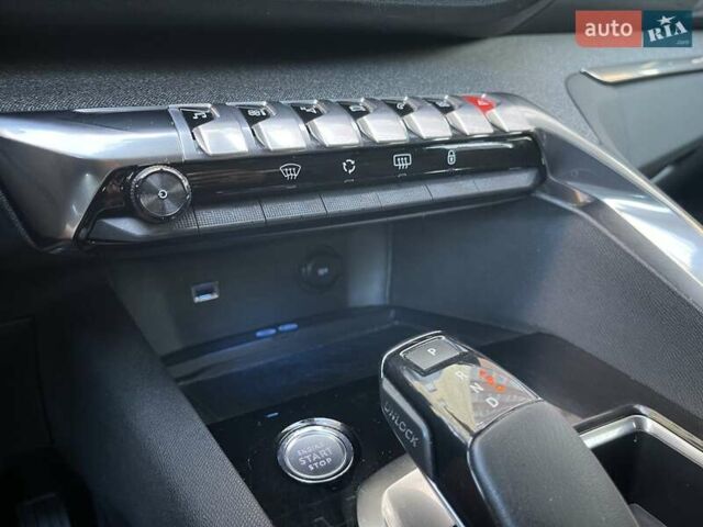 Белый Пежо 3008, объемом двигателя 1.5 л и пробегом 178 тыс. км за 21300 $, фото 67 на Automoto.ua