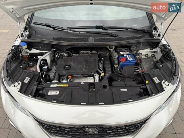 Белый Пежо 3008, объемом двигателя 1.5 л и пробегом 186 тыс. км за 21300 $, фото 23 на Automoto.ua