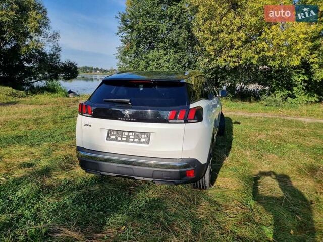 Белый Пежо 3008, объемом двигателя 2 л и пробегом 205 тыс. км за 21300 $, фото 2 на Automoto.ua
