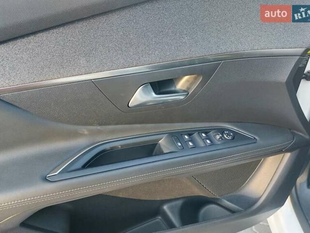 Білий Пежо 3008, об'ємом двигуна 1.5 л та пробігом 155 тис. км за 20750 $, фото 44 на Automoto.ua