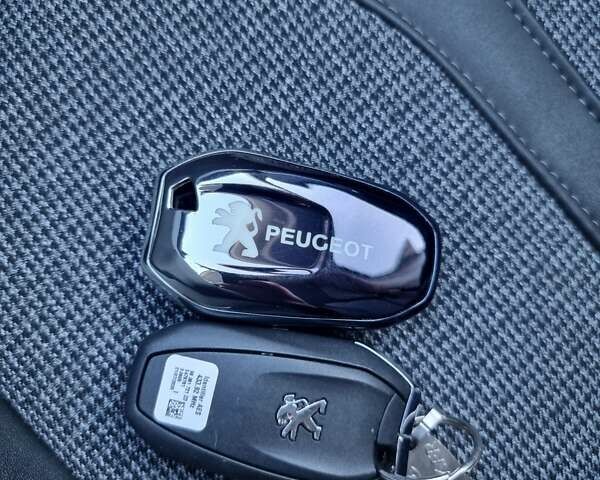 Белый Пежо 3008, объемом двигателя 1.6 л и пробегом 191 тыс. км за 19900 $, фото 53 на Automoto.ua