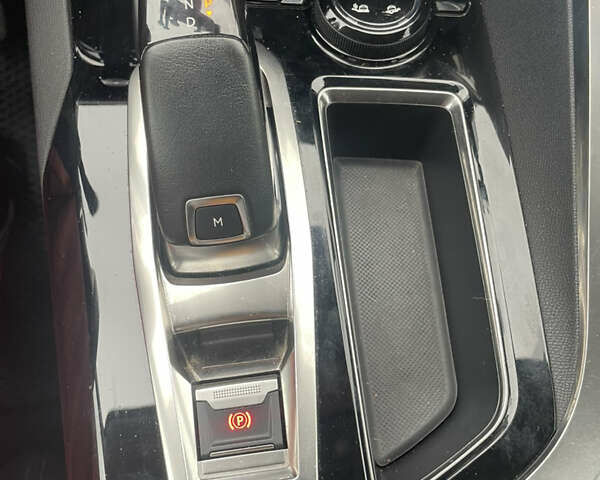 Білий Пежо 3008, об'ємом двигуна 2 л та пробігом 81 тис. км за 24900 $, фото 16 на Automoto.ua