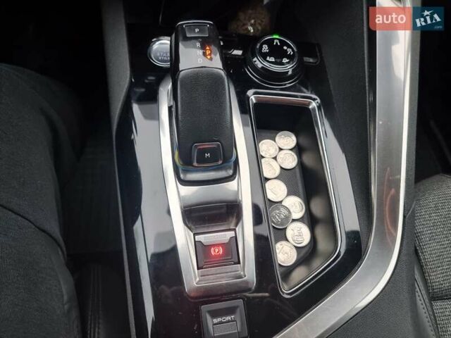 Белый Пежо 3008, объемом двигателя 2 л и пробегом 210 тыс. км за 20500 $, фото 29 на Automoto.ua