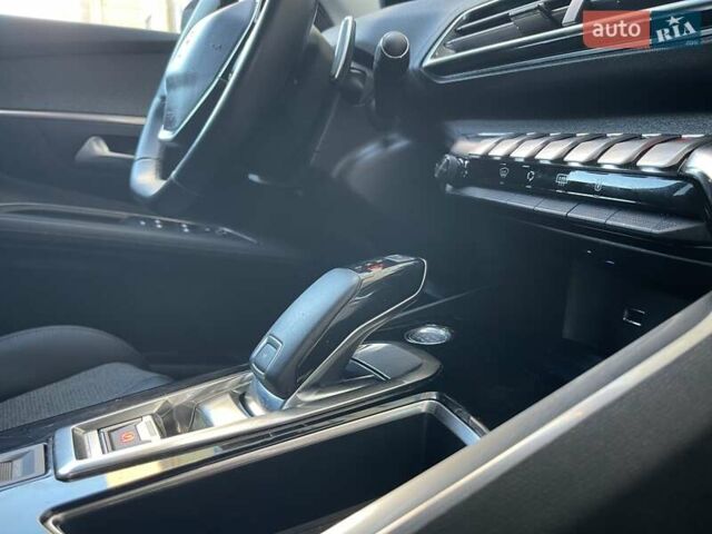 Белый Пежо 3008, объемом двигателя 1.5 л и пробегом 178 тыс. км за 21300 $, фото 61 на Automoto.ua