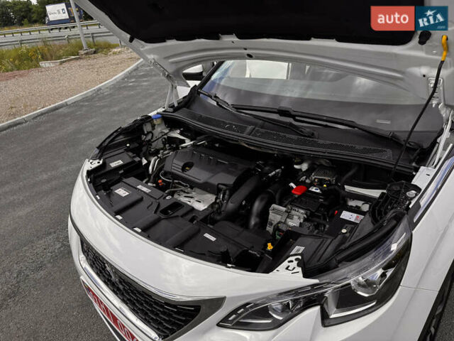 Белый Пежо 3008, объемом двигателя 1.6 л и пробегом 135 тыс. км за 21000 $, фото 43 на Automoto.ua