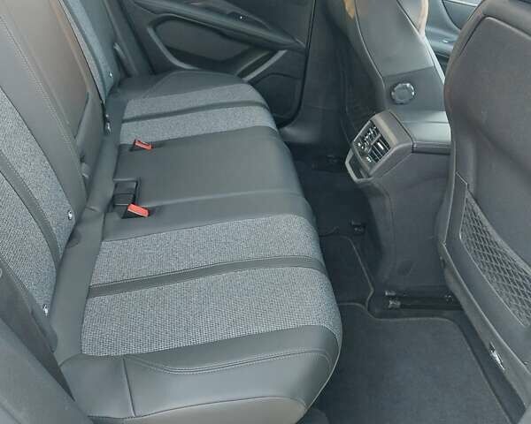 Білий Пежо 3008, об'ємом двигуна 1.5 л та пробігом 155 тис. км за 20750 $, фото 36 на Automoto.ua