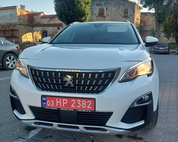 Білий Пежо 3008, об'ємом двигуна 1.5 л та пробігом 155 тис. км за 20750 $, фото 1 на Automoto.ua