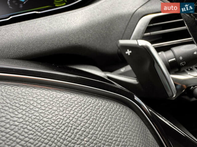 Белый Пежо 3008, объемом двигателя 1.6 л и пробегом 135 тыс. км за 21000 $, фото 7 на Automoto.ua