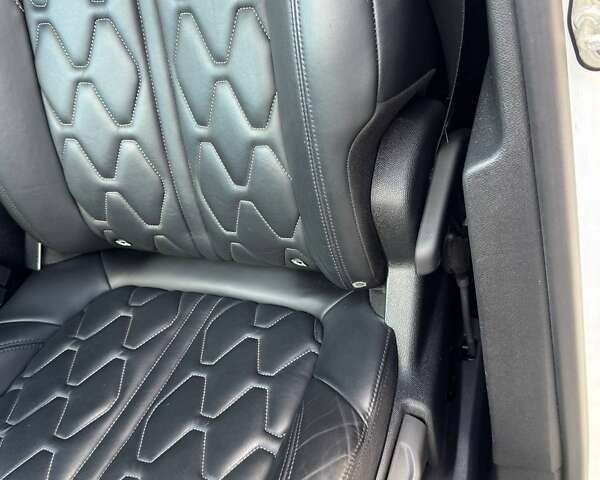 Білий Пежо 3008, об'ємом двигуна 1.6 л та пробігом 56 тис. км за 24500 $, фото 7 на Automoto.ua