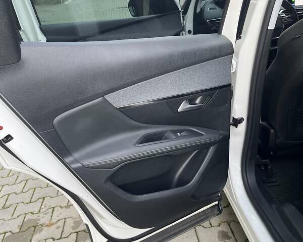 Пежо 3008 2020 у Івано-Франківську на Automoto.ua Білий Пежо 3008, об'ємом двигуна 2 л та пробігом 41 тис. км за 25000 $, фото 27 на Automoto.ua