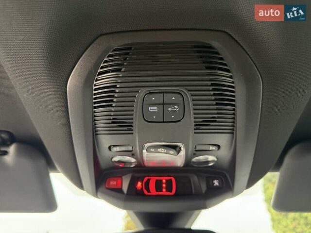 Белый Пежо 3008, объемом двигателя 1.5 л и пробегом 186 тыс. км за 21300 $, фото 72 на Automoto.ua