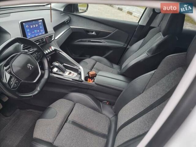 Белый Пежо 3008, объемом двигателя 2 л и пробегом 210 тыс. км за 20500 $, фото 21 на Automoto.ua