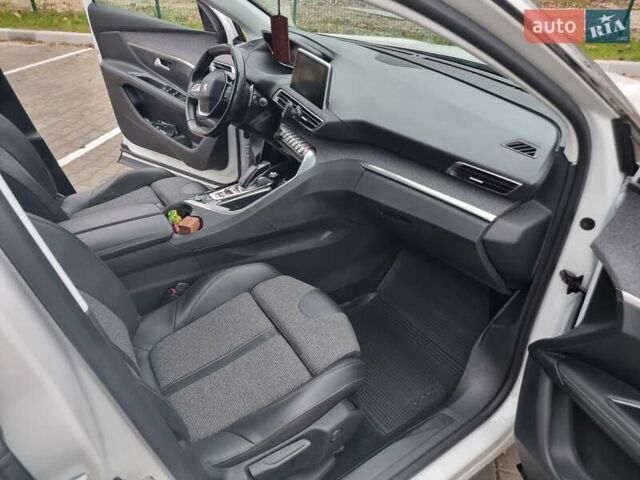 Белый Пежо 3008, объемом двигателя 2 л и пробегом 210 тыс. км за 20500 $, фото 24 на Automoto.ua