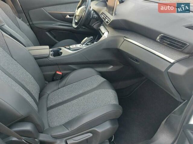 Білий Пежо 3008, об'ємом двигуна 1.5 л та пробігом 155 тис. км за 20750 $, фото 42 на Automoto.ua