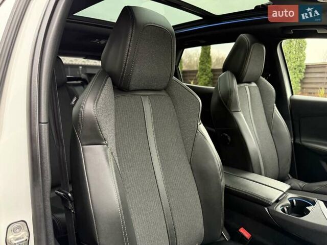 Белый Пежо 3008, объемом двигателя 1.5 л и пробегом 186 тыс. км за 21300 $, фото 105 на Automoto.ua