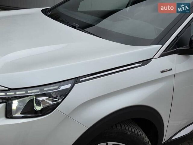 Белый Пежо 3008, объемом двигателя 1.5 л и пробегом 162 тыс. км за 21750 $, фото 32 на Automoto.ua