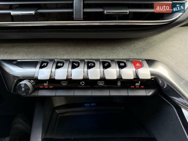 Белый Пежо 3008, объемом двигателя 2 л и пробегом 38 тыс. км за 29999 $, фото 77 на Automoto.ua