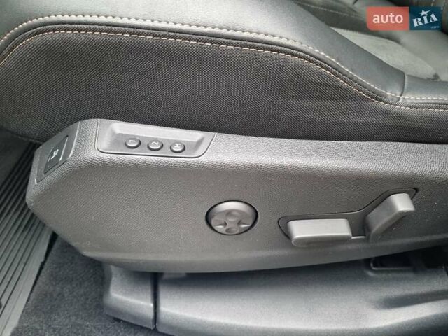 Белый Пежо 3008, объемом двигателя 2 л и пробегом 121 тыс. км за 26000 $, фото 12 на Automoto.ua