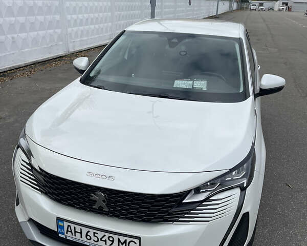 Белый Пежо 3008, объемом двигателя 1.5 л и пробегом 50 тыс. км за 25555 $, фото 9 на Automoto.ua