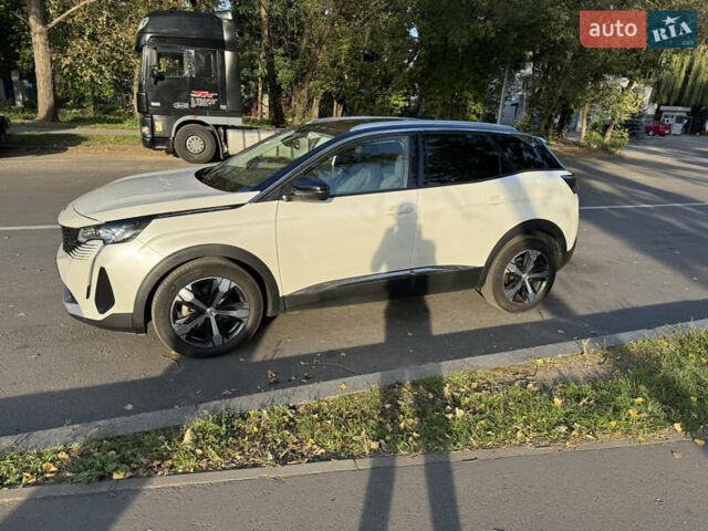 Белый Пежо 3008, объемом двигателя 2 л и пробегом 80 тыс. км за 29000 $, фото 2 на Automoto.ua