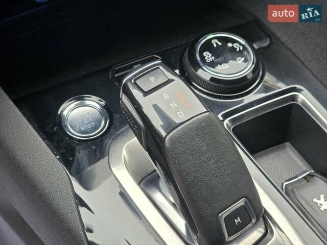 Белый Пежо 3008, объемом двигателя 1.5 л и пробегом 162 тыс. км за 21750 $, фото 88 на Automoto.ua