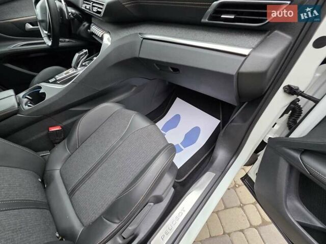 Белый Пежо 3008, объемом двигателя 1.5 л и пробегом 162 тыс. км за 21750 $, фото 62 на Automoto.ua