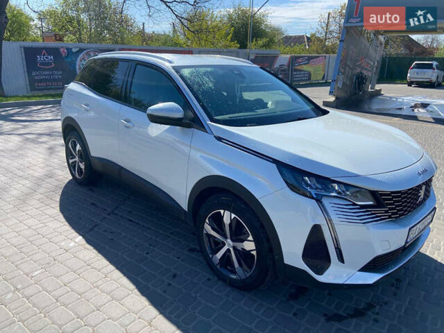 Белый Пежо 3008, объемом двигателя 2 л и пробегом 60 тыс. км за 28100 $, фото 5 на Automoto.ua