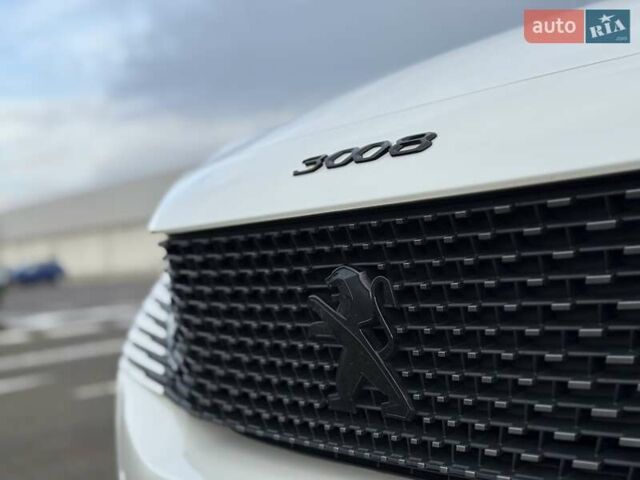 Белый Пежо 3008, объемом двигателя 2 л и пробегом 38 тыс. км за 29999 $, фото 6 на Automoto.ua