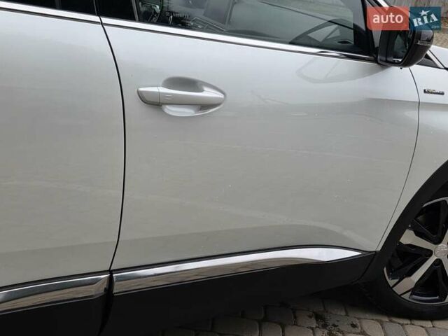 Белый Пежо 3008, объемом двигателя 1.5 л и пробегом 162 тыс. км за 21750 $, фото 19 на Automoto.ua