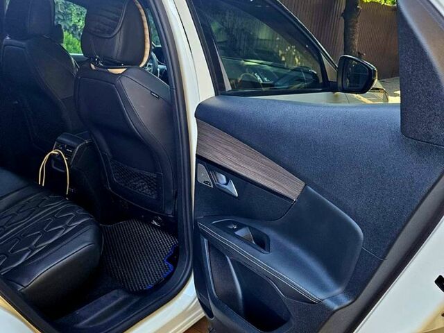 Білий Пежо 3008, об'ємом двигуна 2 л та пробігом 34 тис. км за 29500 $, фото 8 на Automoto.ua