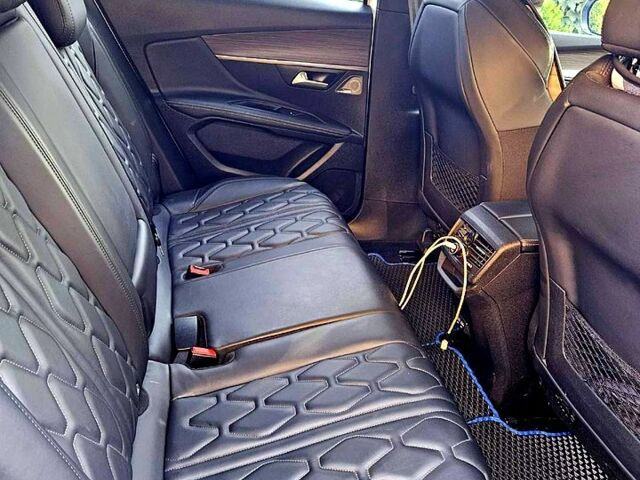 Білий Пежо 3008, об'ємом двигуна 2 л та пробігом 34 тис. км за 29500 $, фото 4 на Automoto.ua