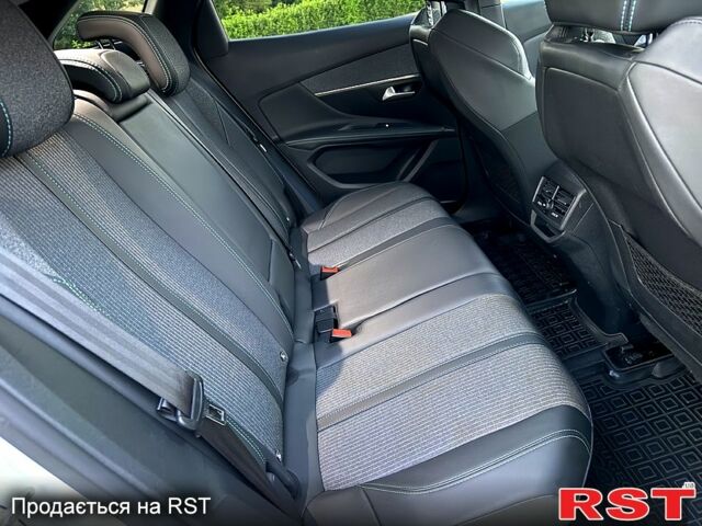 Білий Пежо 3008, об'ємом двигуна 2 л та пробігом 130 тис. км за 26500 $, фото 5 на Automoto.ua