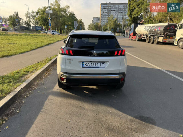 Белый Пежо 3008, объемом двигателя 2 л и пробегом 80 тыс. км за 29000 $, фото 4 на Automoto.ua