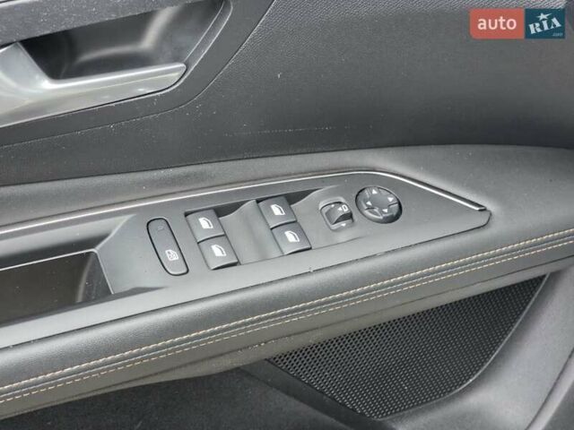 Белый Пежо 3008, объемом двигателя 1.5 л и пробегом 162 тыс. км за 21750 $, фото 84 на Automoto.ua