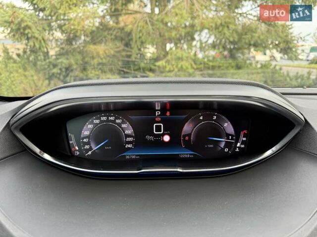 Белый Пежо 3008, объемом двигателя 2 л и пробегом 38 тыс. км за 29999 $, фото 74 на Automoto.ua