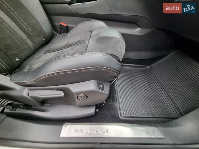 Белый Пежо 3008, объемом двигателя 2 л и пробегом 121 тыс. км за 26000 $, фото 13 на Automoto.ua