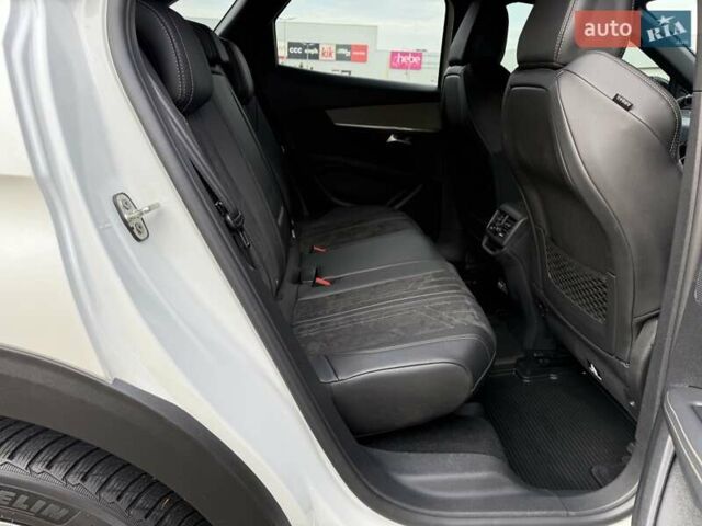 Белый Пежо 3008, объемом двигателя 2 л и пробегом 38 тыс. км за 29999 $, фото 60 на Automoto.ua