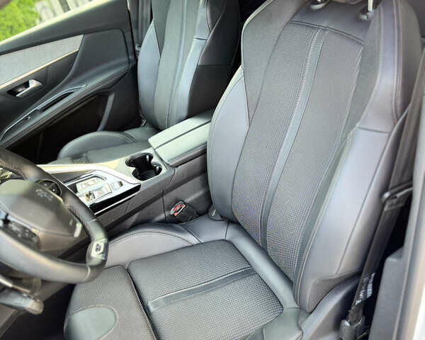 Белый Пежо 3008, объемом двигателя 2 л и пробегом 60 тыс. км за 32000 $, фото 18 на Automoto.ua